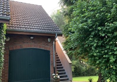 Escalier d'accès au gîte La Taissonnière